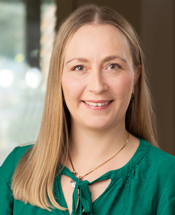 Photograph of Nicole Tooze